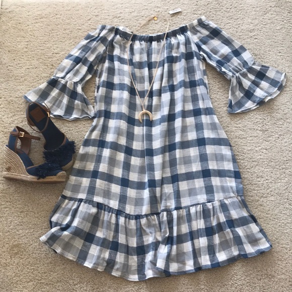 Off the Shoulder Gingham Dress - Picture 5 of 8